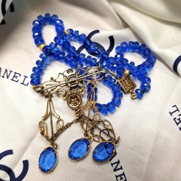 Rare Designer signed SADIE GREEN DECO Sapphire Crystal Necklace Brooch - Picture 3 of 7